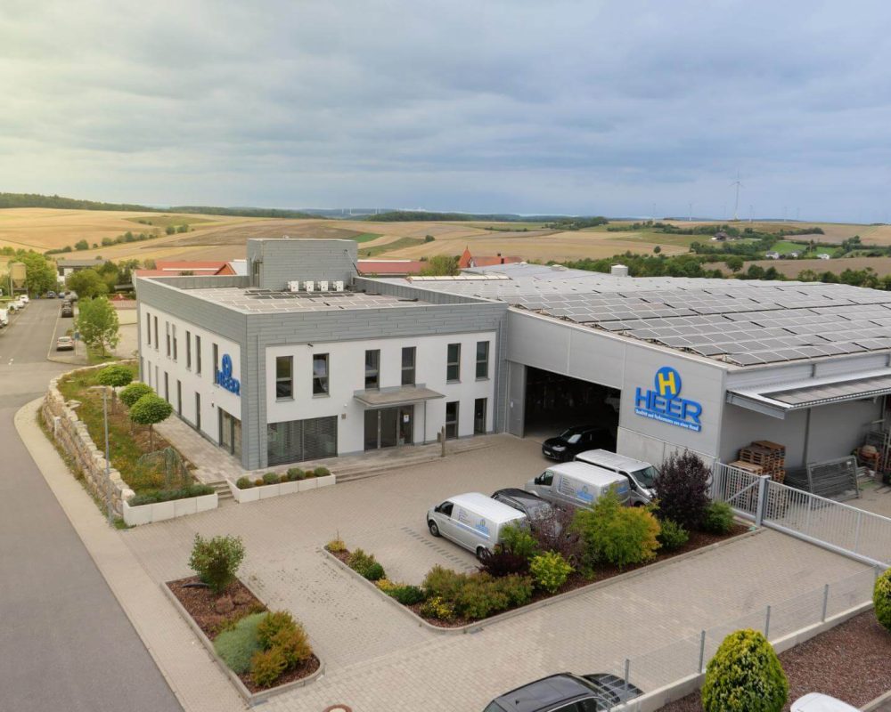 Firmengebäude (1) (1)